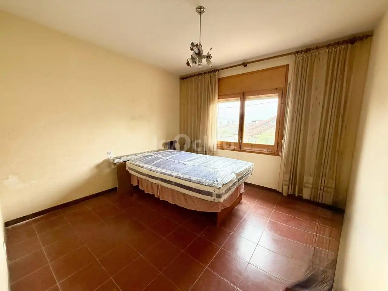 Dormitori de Casa o xalet en venda en L'Estany amb Calefacció i Terrassa