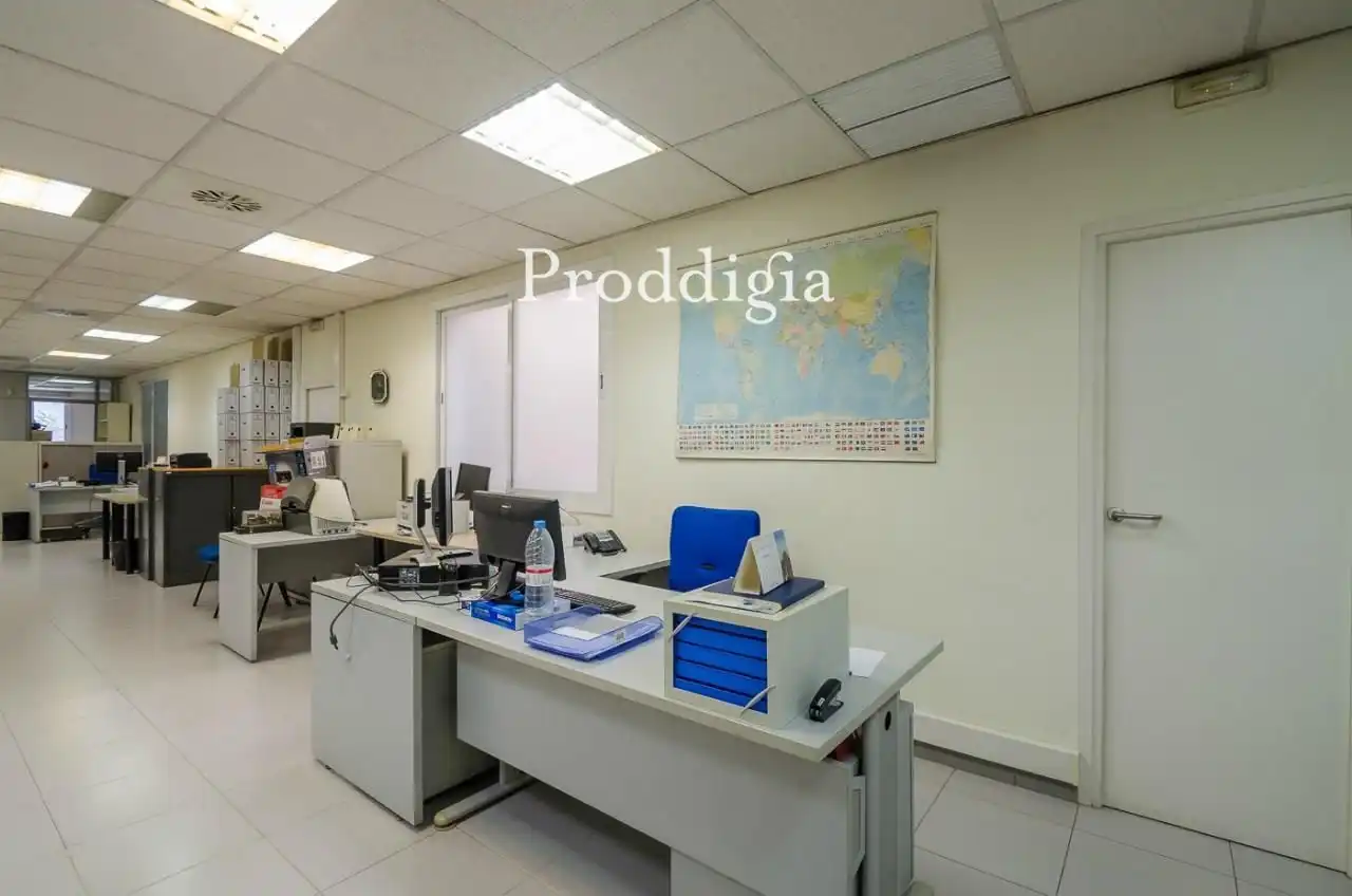 Oficina de alquiler en Barcelona con Aire acondicionado, Calefacción y Terraza