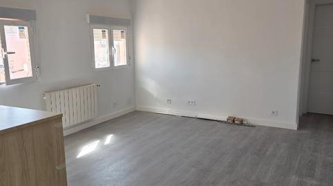 Foto 3 de Piso en venta en Calle Benadalid, Palomeras Sureste,  Madrid Capital