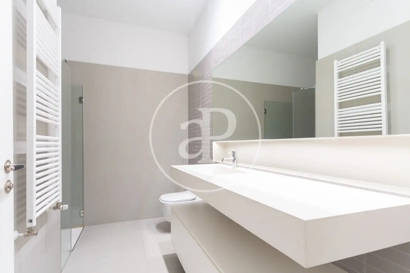 Wohnung zur Miete in C/ de Girona, Dreta de l'Eixample