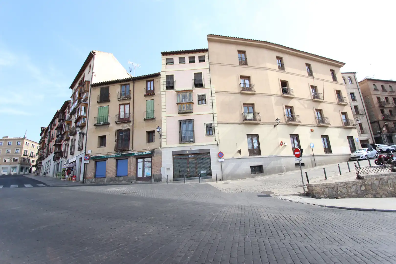 Vista exterior de Pis en venda en Toledo amb Aire condicionat i Calefacció