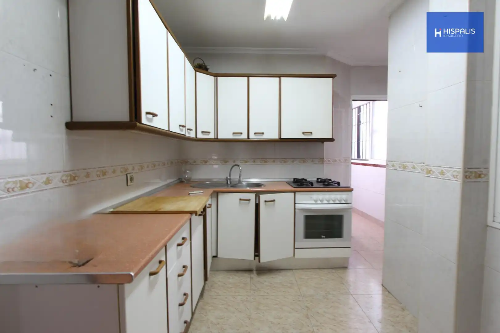 Kitchen of Flat for sale in Sevilla