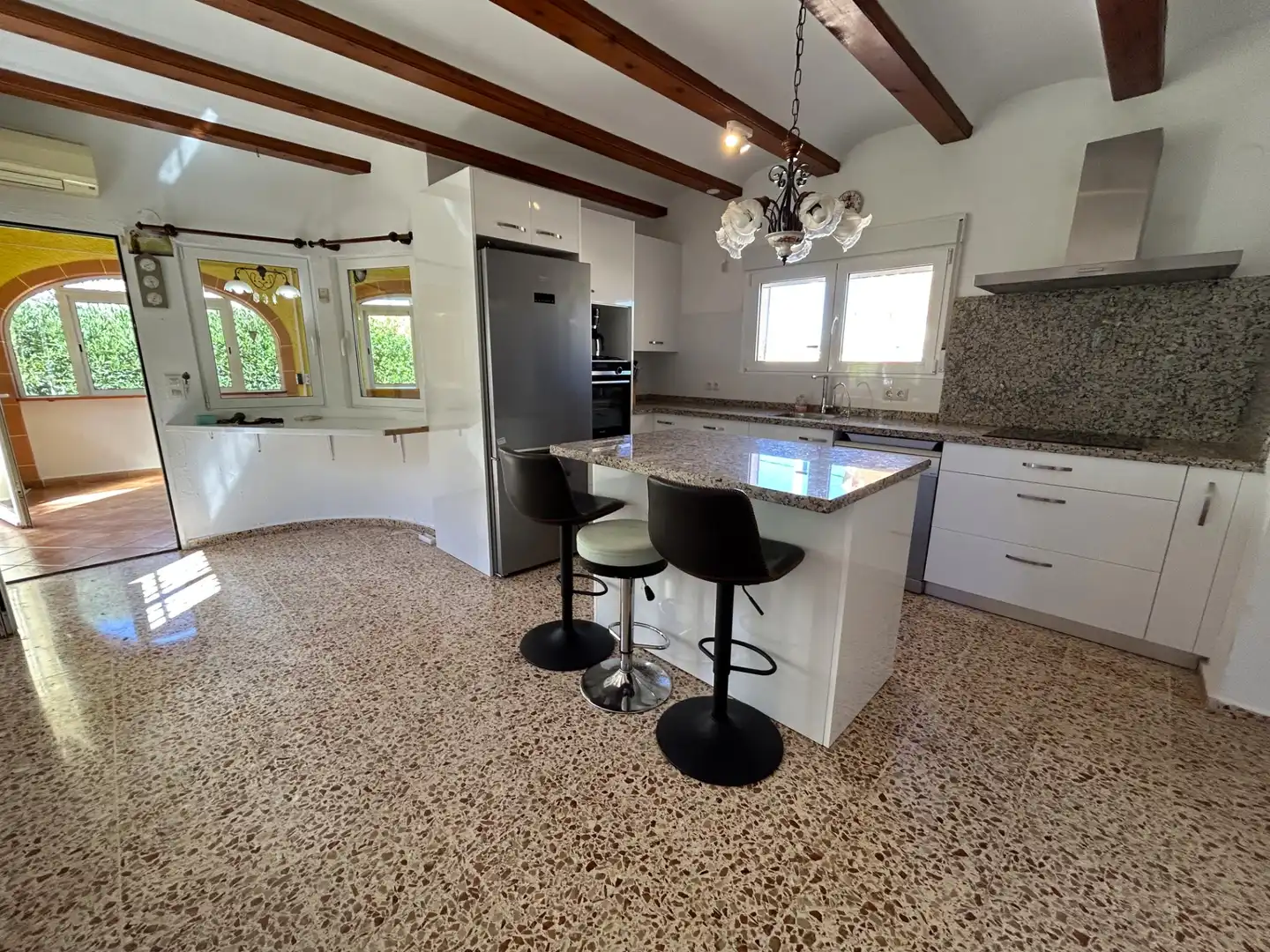 Villa con piscina in vendita a Carrer Xiprer 1, imagen 6