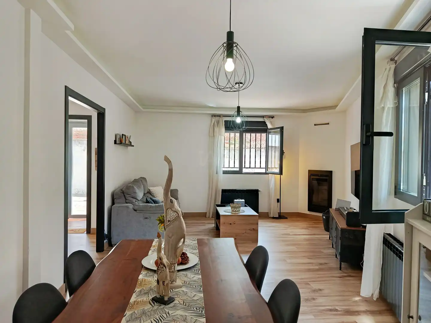 Living room of Houses for sale in Meco  with Air Conditioner, Heating and Terrace