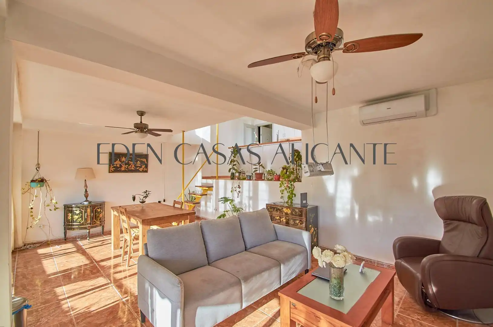 Piso en venta en COVETA FUMA-NIDO AGUILAS, Pueblo Español - Coveta Fumá