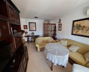Living room of Flat for sale in  Sevilla Capital  with Air Conditioner, Terrace and Storage room