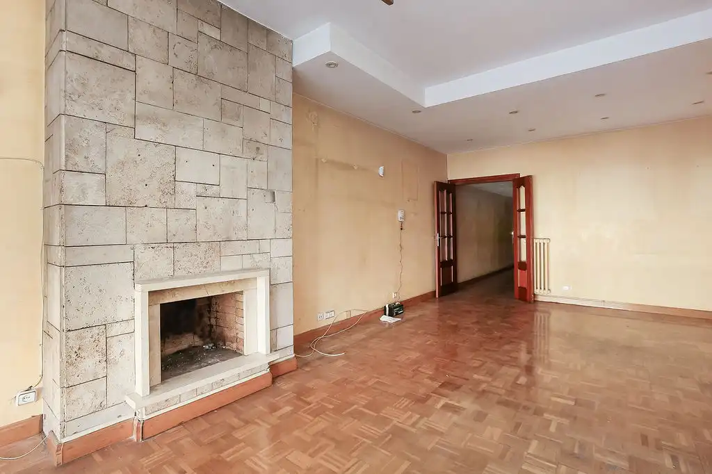 Wohnung zum Verkauf in Barcelona mit Heizung