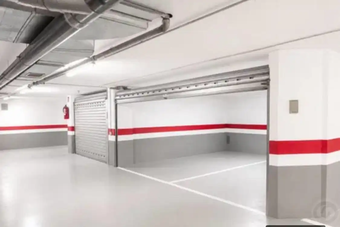 Parking of Duplexes for sale in Girona  with Air Conditioner, Heating and Terrace