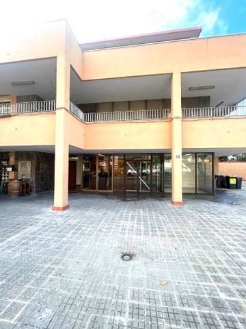 Local comercial en Alquiler en Rambla de Pompeu Fabra en Centre - Estació