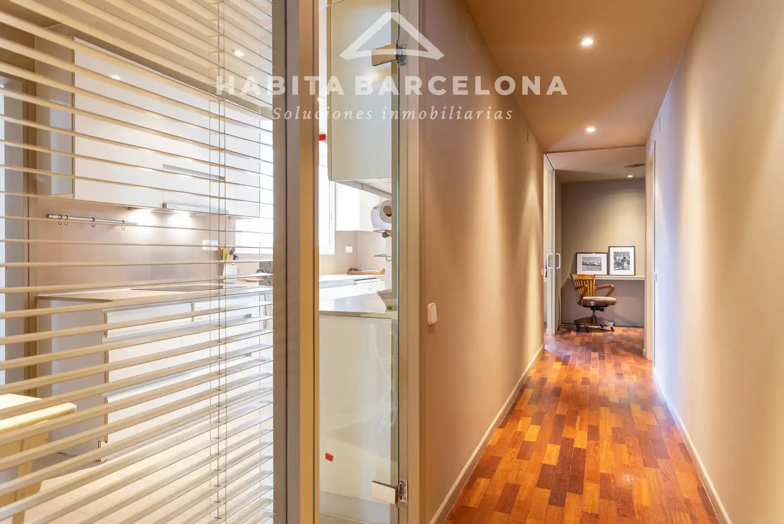Piso de alquiler en Barcelona con Aire acondicionado, Calefacción y Parquet