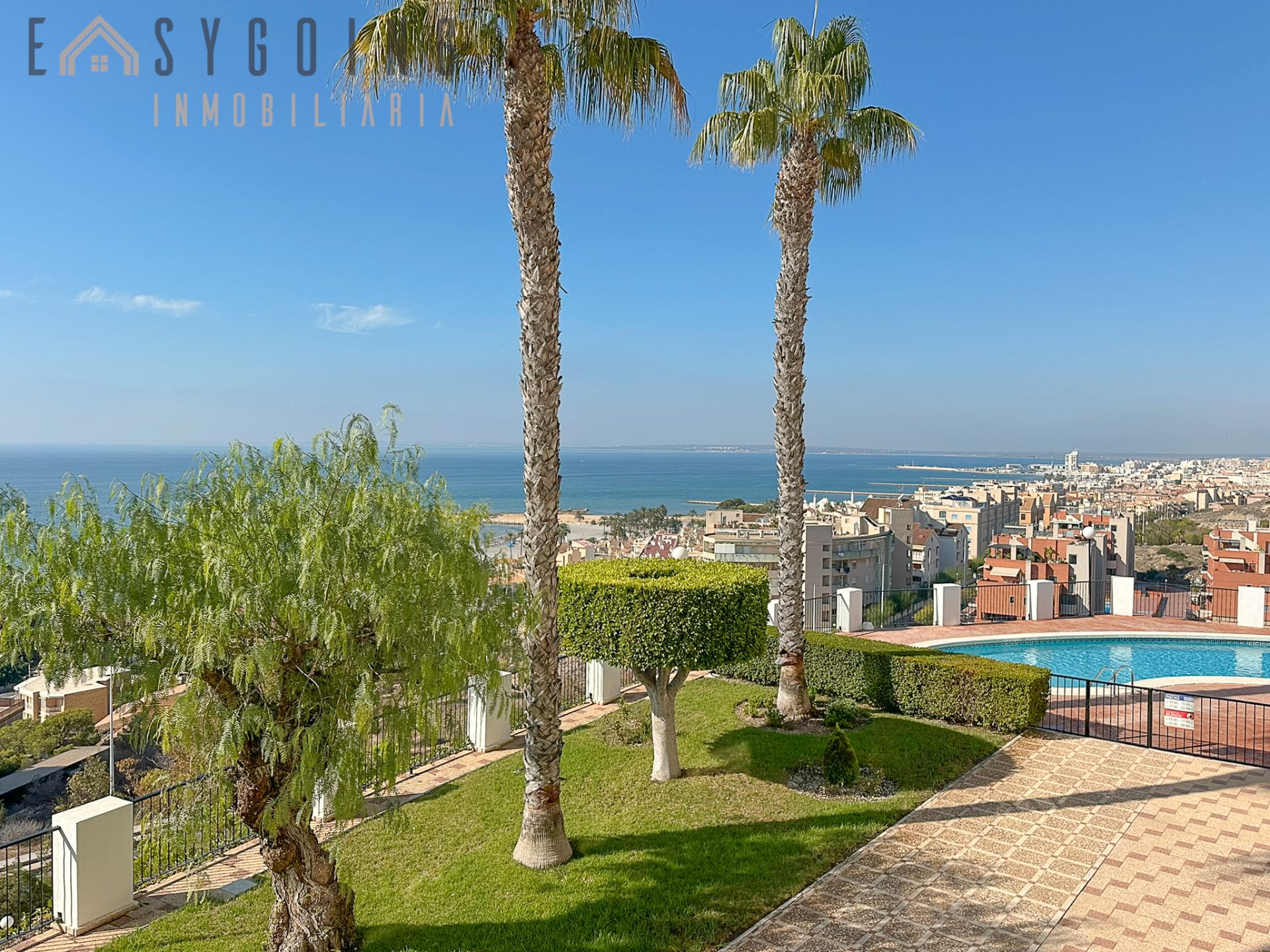 Exterior view of Flat for sale in Santa Pola  with Furnished, Balcony and Community pool