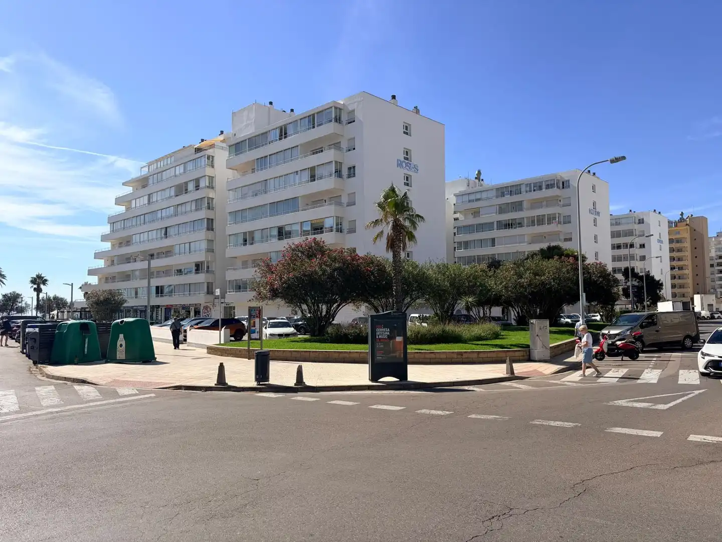 Vista exterior de Apartament en venda en Roses amb Aire condicionat, Calefacció i Terrassa