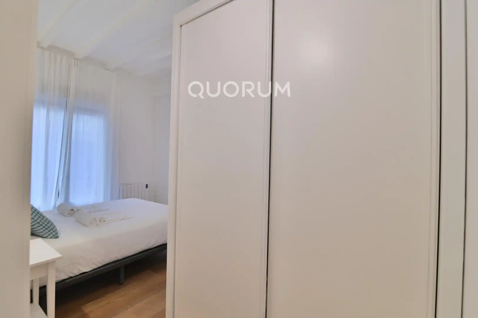 Habitación de Piso de alquiler en Bilbao  con Amueblado y Balcón