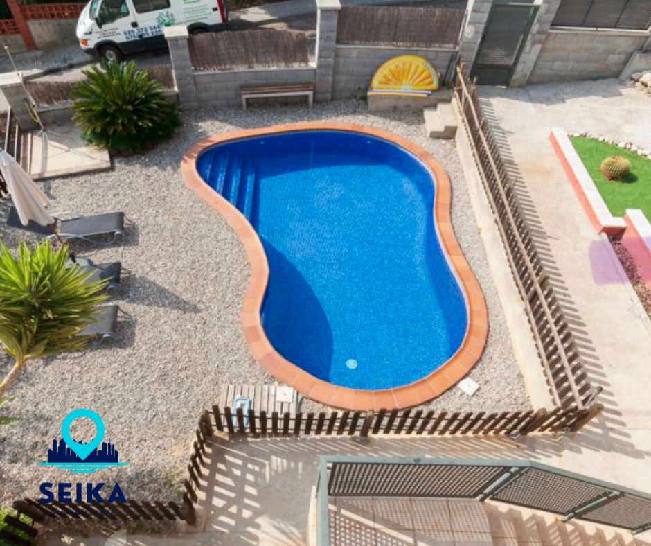 Piscina de Casa o chalet en venta en Calafell con Aire acondicionado, Calefacción y Jardín privado