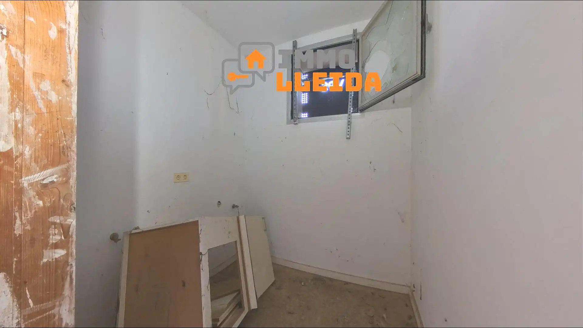 Casa adosada en venta en Linyola con Terraza