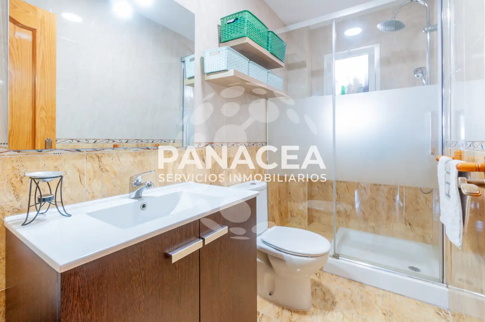 Badezimmer von Wohnung zum Verkauf in La Mojonera mit Möbliert, Ofen und Waschmaschine