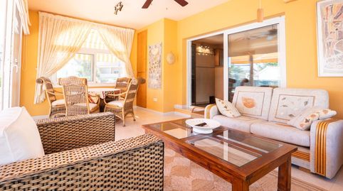 Casa en Riumar con parcela de 600 m2, piscina, garaje, jardín y parking para dos coches, imagen 5