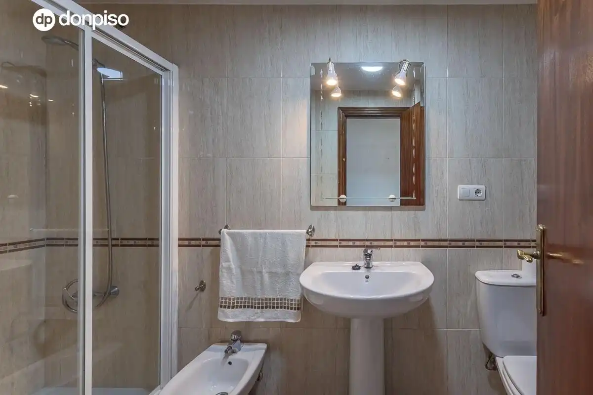 Piso con ascensor en venta en Calle MARQUES DE MONDEJAR, imagen 16