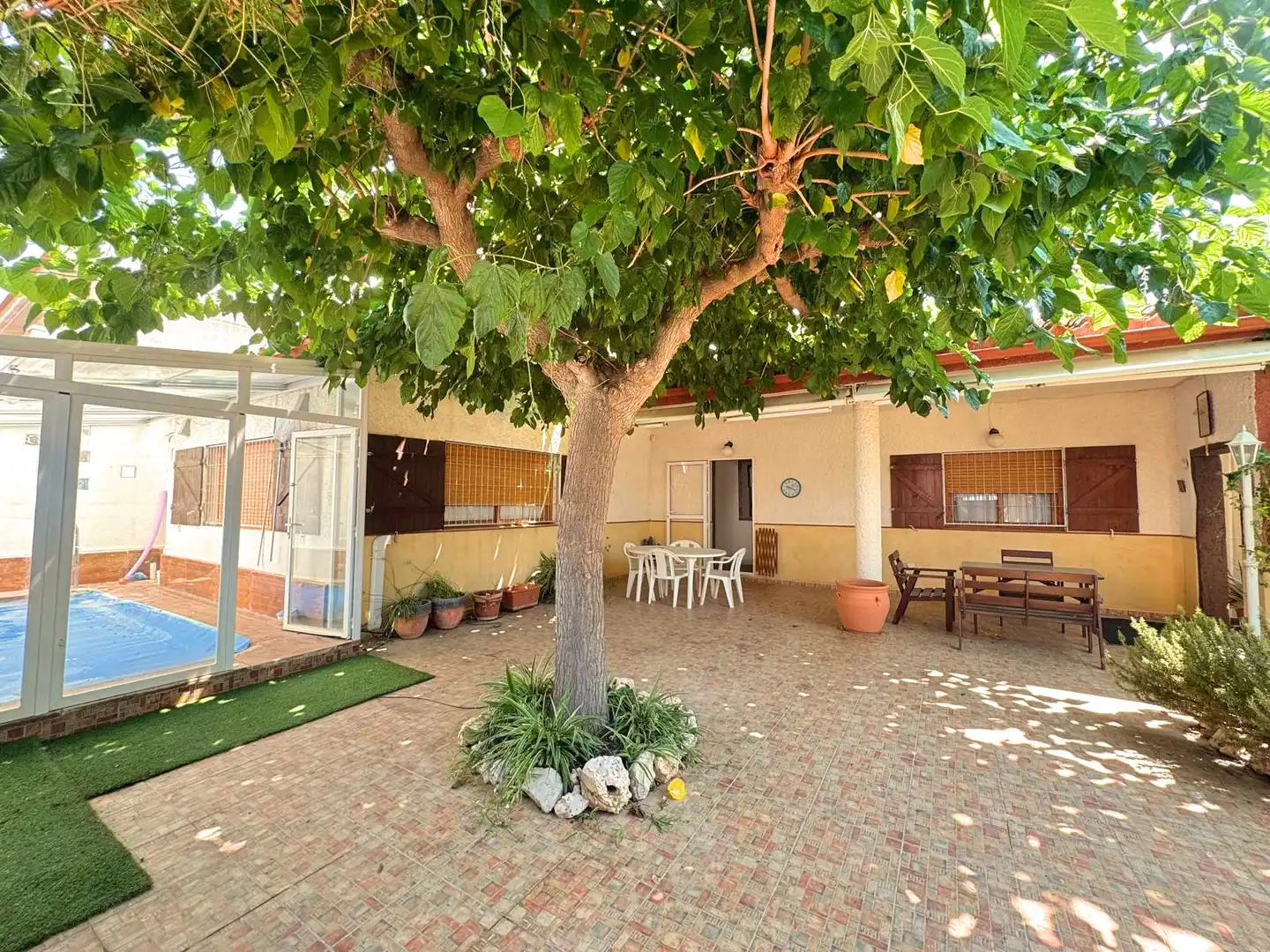 Casa adosada en venda en San Pedro del Pinatar amb Aire condicionat, Calefacció i Jardí privat