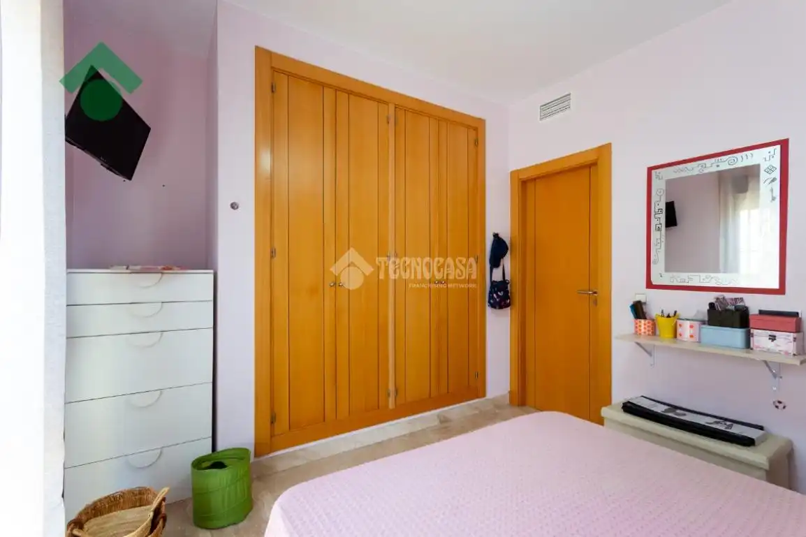 Dormitori de Pis en venda en Vélez-Málaga amb Aire condicionat, Terrassa i Traster