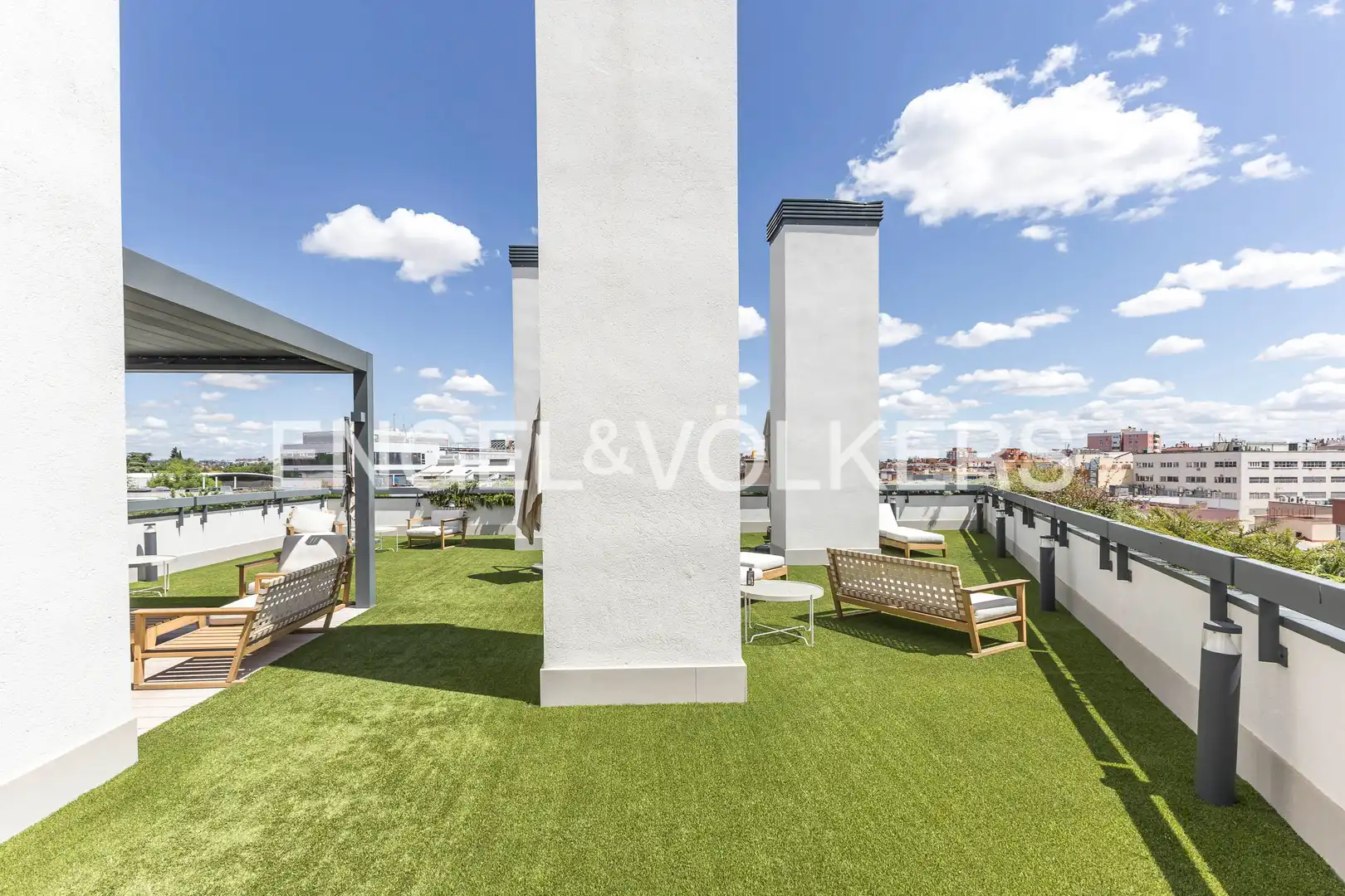 Terraza de Dúplex en venta en Madrid con Calefacción, Jardín privado y Terraza