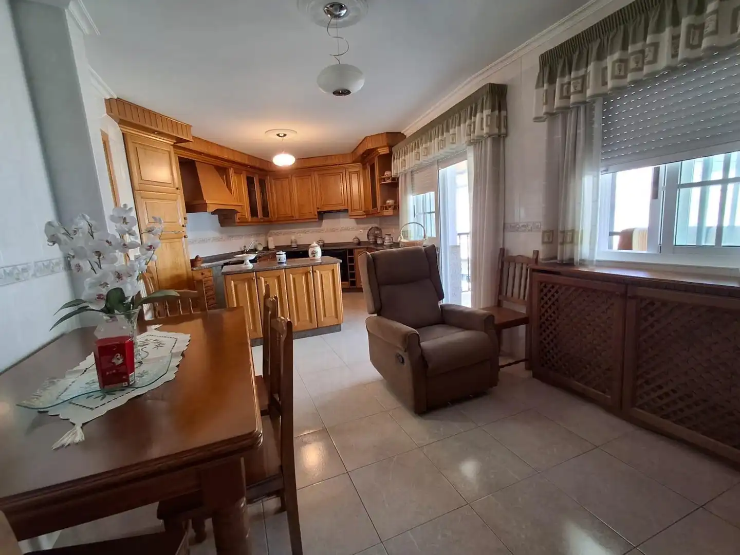 Cocina de Casa o chalet en venta en Cenlle con Calefacción, Jardín privado y Terraza