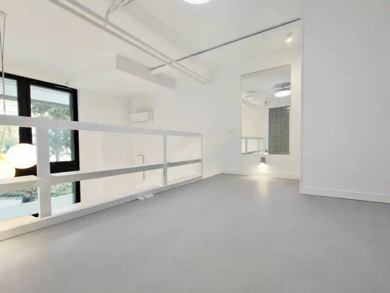 Wohnung zur Miete in Madrid mit Klimaanlage, Heizung und Privatgarten