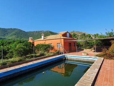 Maison rustique avec piscine à vendre à Camí de la Perrera 20
