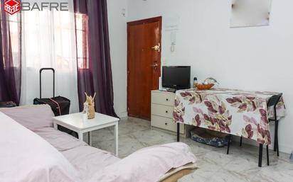 Bedroom of Flat for sale in  Madrid Capital  with Terrace and Balcony