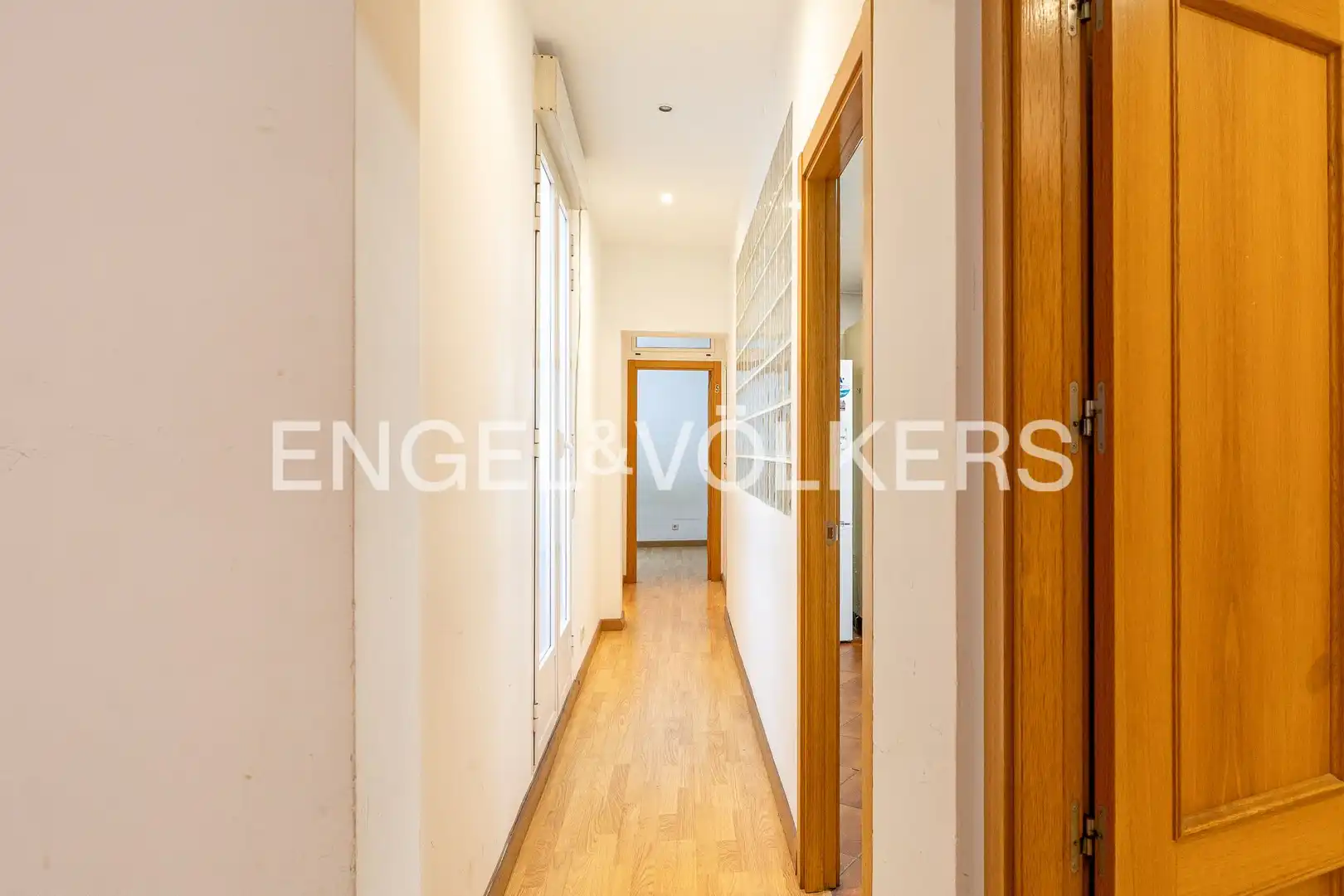Wohnung zum Verkauf in Madrid mit Heizung, Abstellraum und Balkon