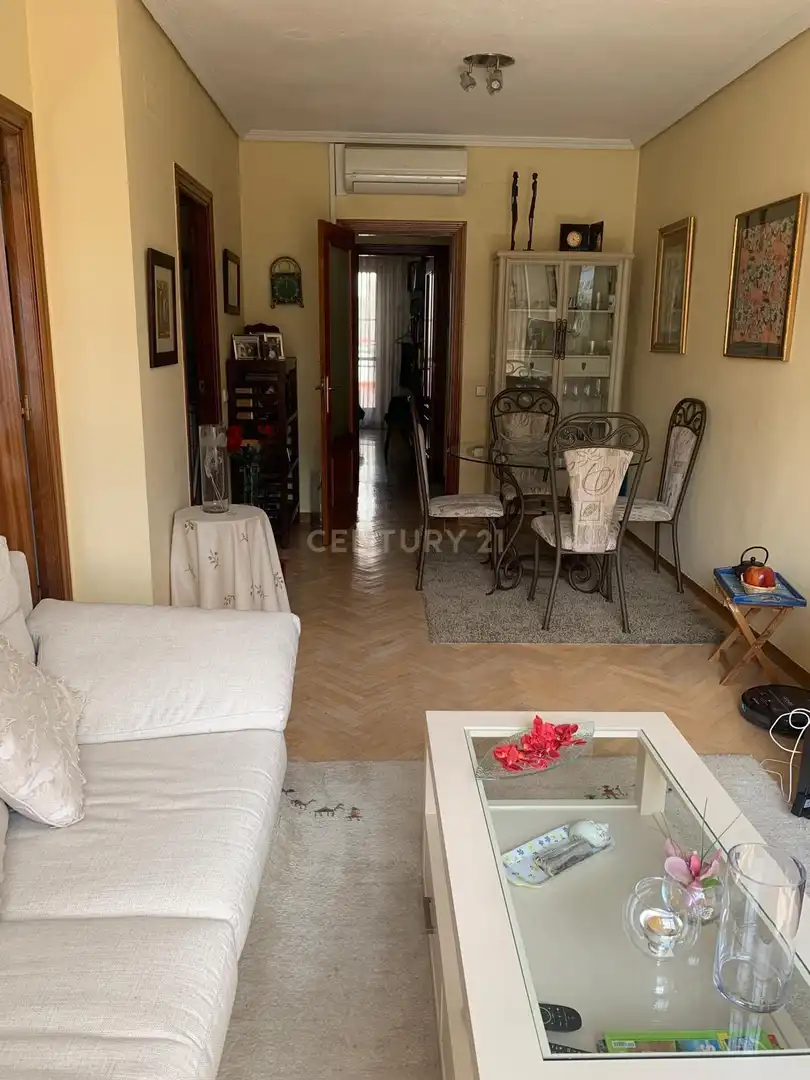 Sala d'estar de Pis de lloguer en Madrid amb Aire condicionat