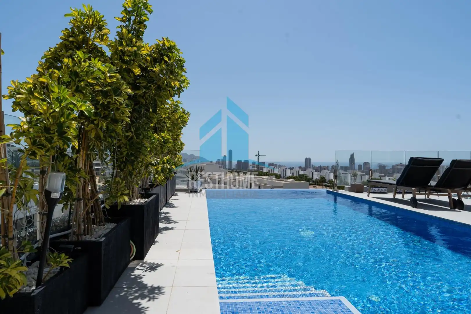Piscina de Casa o xalet en venda en Finestrat amb Aire condicionat, Calefacció i Jardí privat