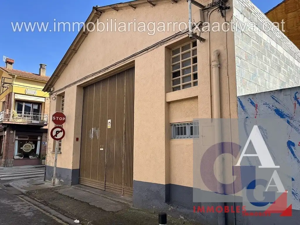 Nau industrial en venda a Olot, imagen 10