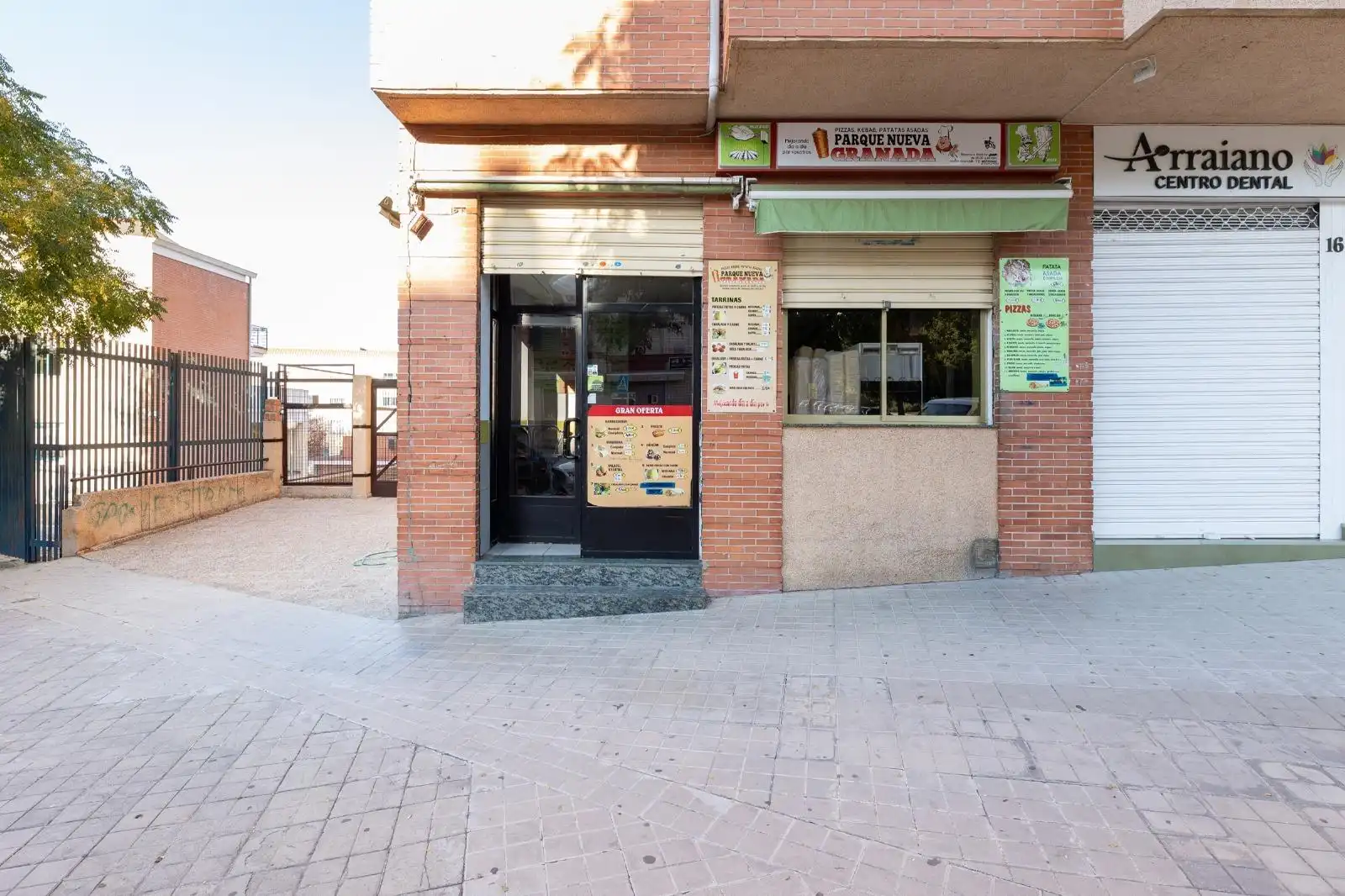 Local en venta en Granada