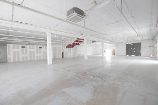 Nave industrial en Alquiler en La Ermita