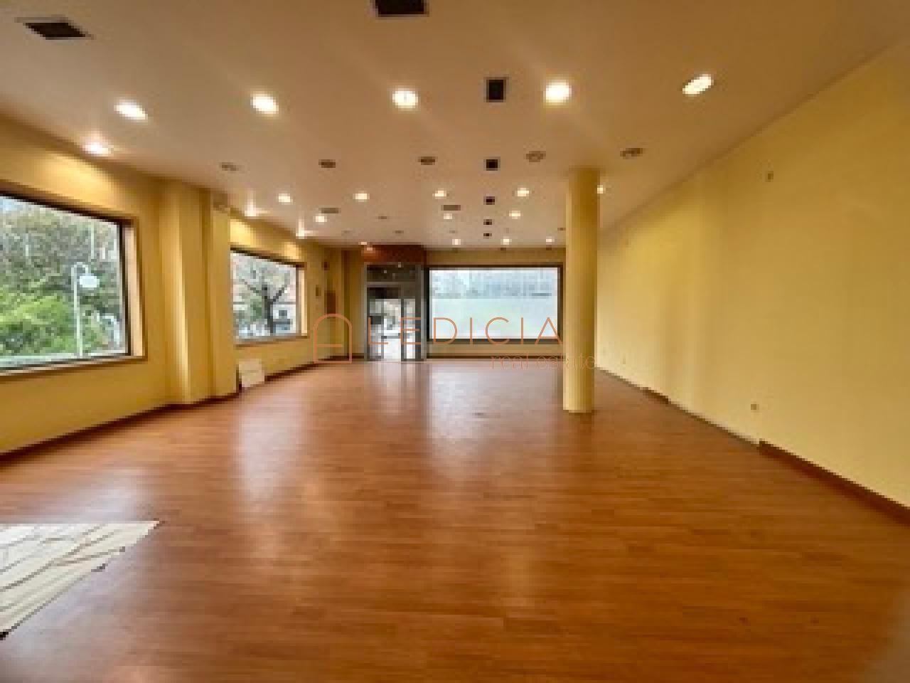 Premises for sale in Vigo 