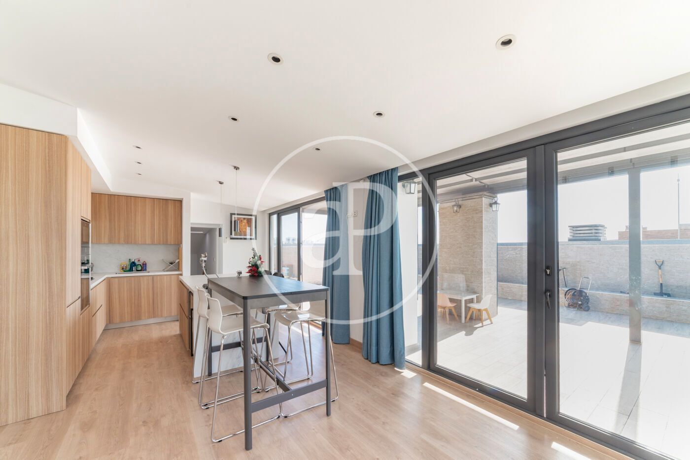 Kitchen of Attic for sale in  Madrid Capital  with Air Conditioner, Heating and Terrace