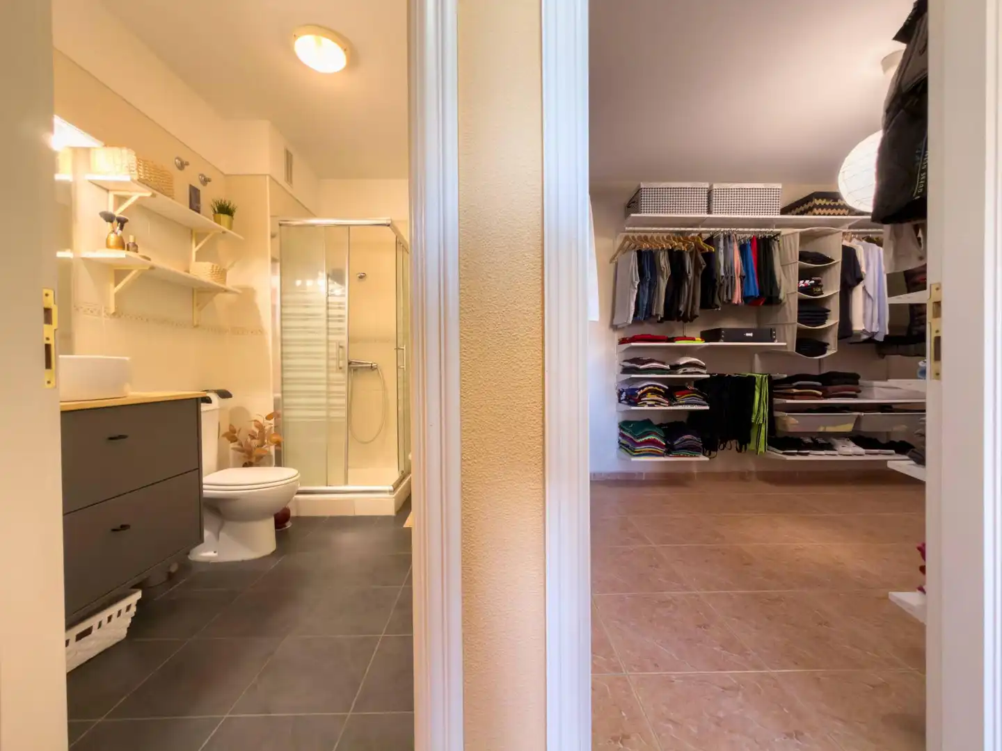Baño de Piso en venta en Candelaria con Terraza y Piscina comunitaria