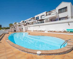 Vista exterior de Apartament en venda en Tías amb Terrassa, Moblat i Piscina comunitària