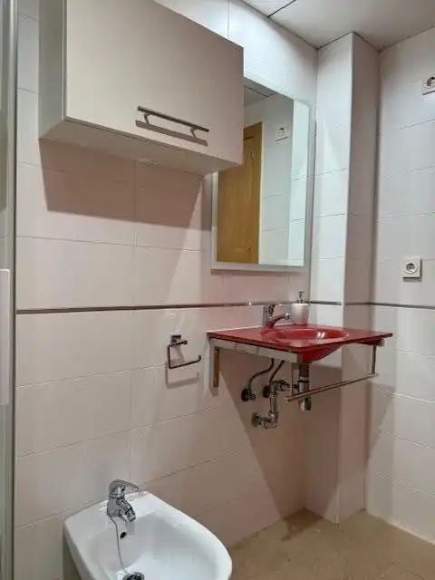 Baño de Estudio de alquiler en Murcia con Aire acondicionado, Calefacción y Terraza