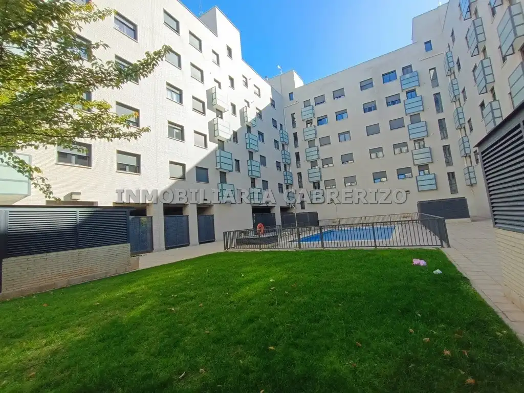 Exterior view of Attic for sale in  Logroño  with Heating, Parquet flooring and Terrace