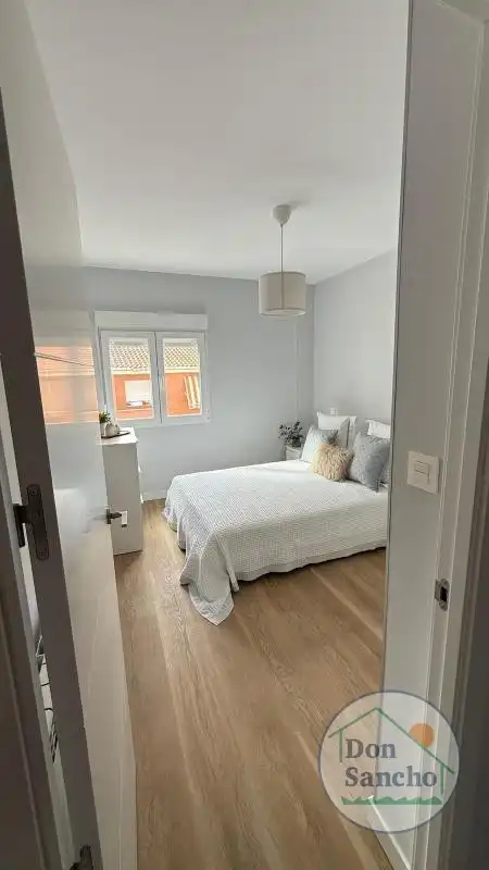Habitación de Piso en venta en Valladolid con Calefacción
