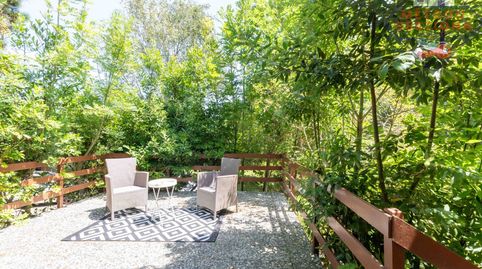 Casa independiente con finca urbana de 4.250 m2 en Ongayo, Suances