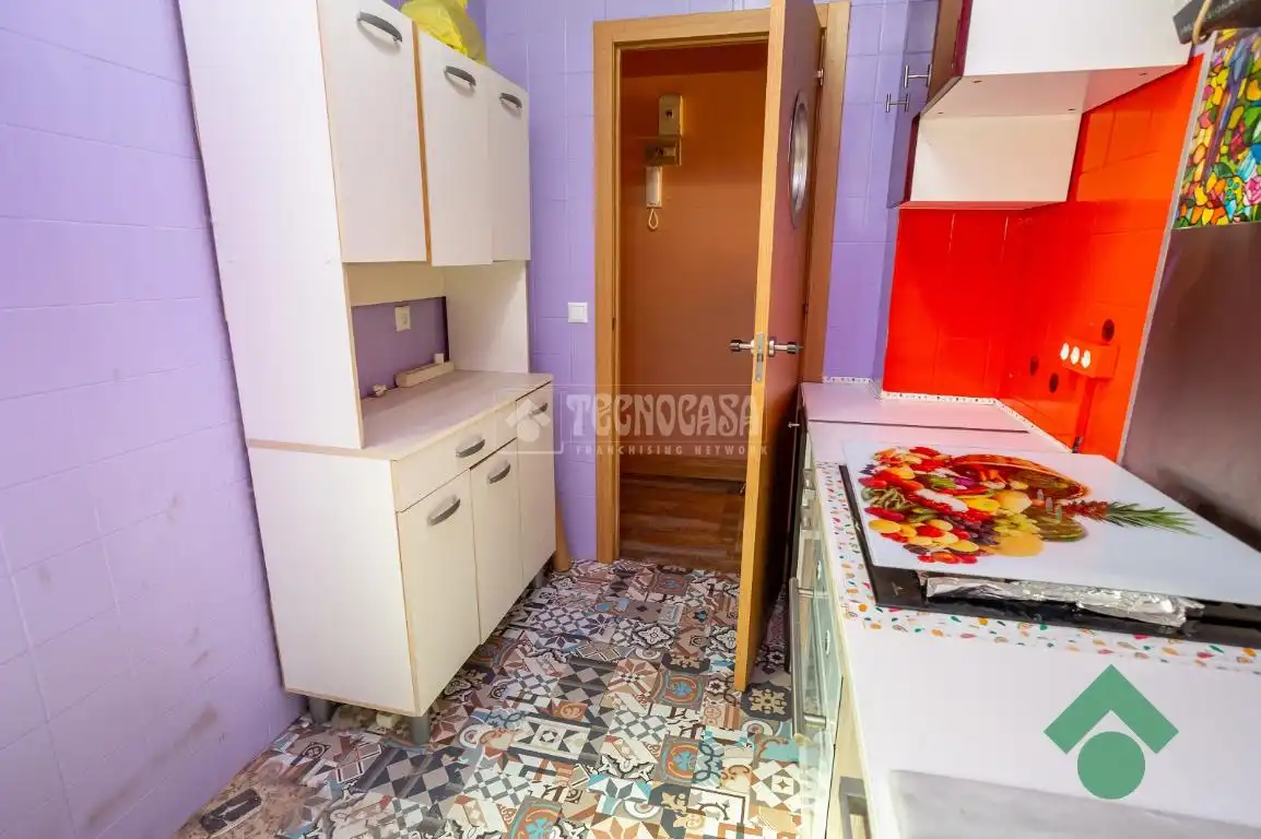 Cocina de Piso en venta en Algeciras con Calefacción
