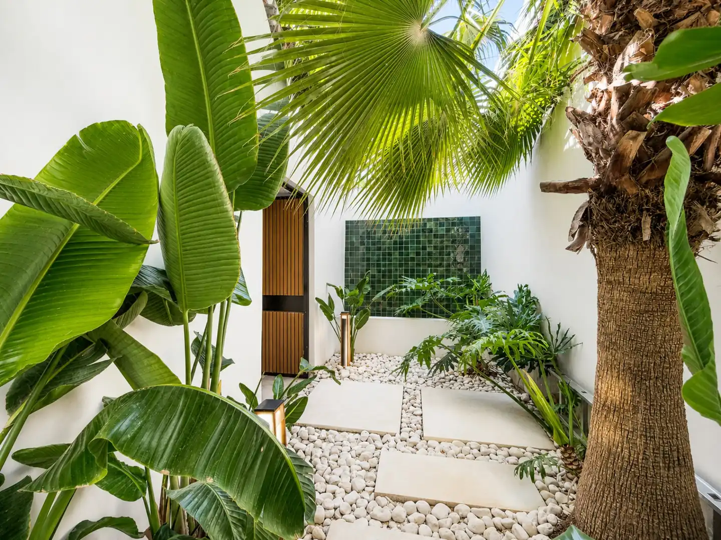 Terrassa de Casa o xalet en venda en Marbella amb Aire condicionat, Jardí privat i Terrassa