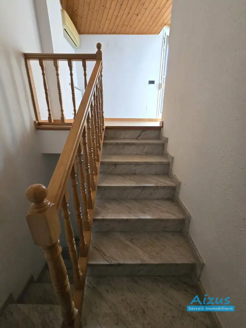 Dúplex en venta en Rubí con Parquet, Terraza y Balcón