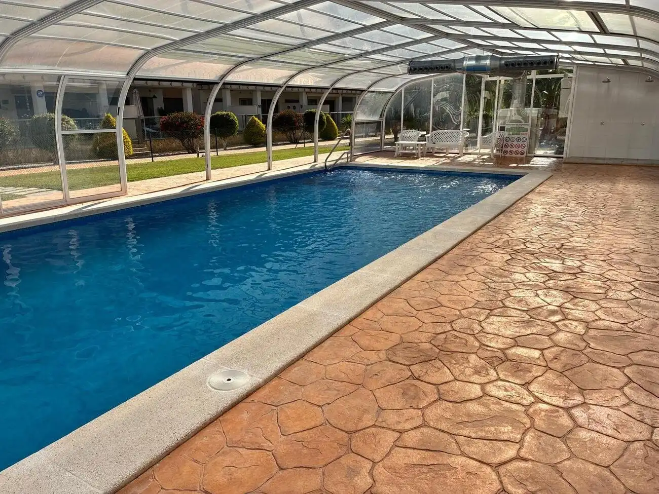 Piscina de Apartament en venda en Orihuela amb Aire condicionat, Jardí privat i Terrassa