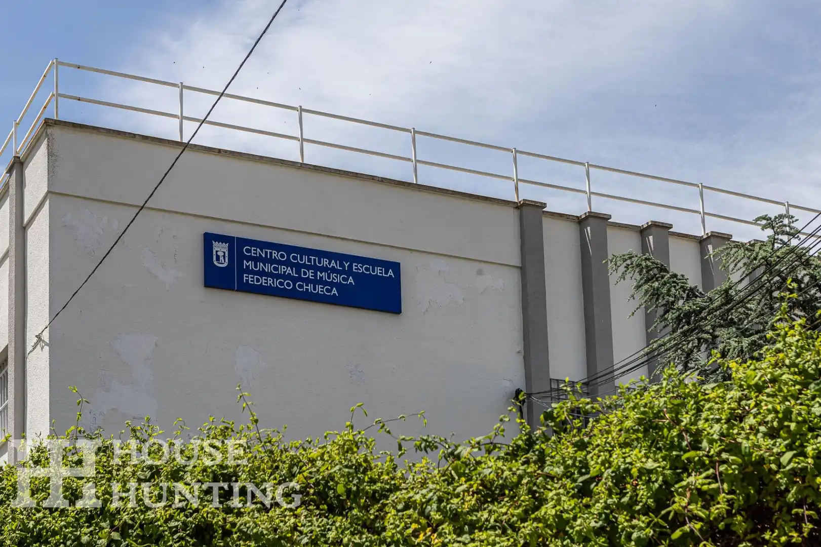 Vista exterior de Piso en venta en Madrid con Calefacción