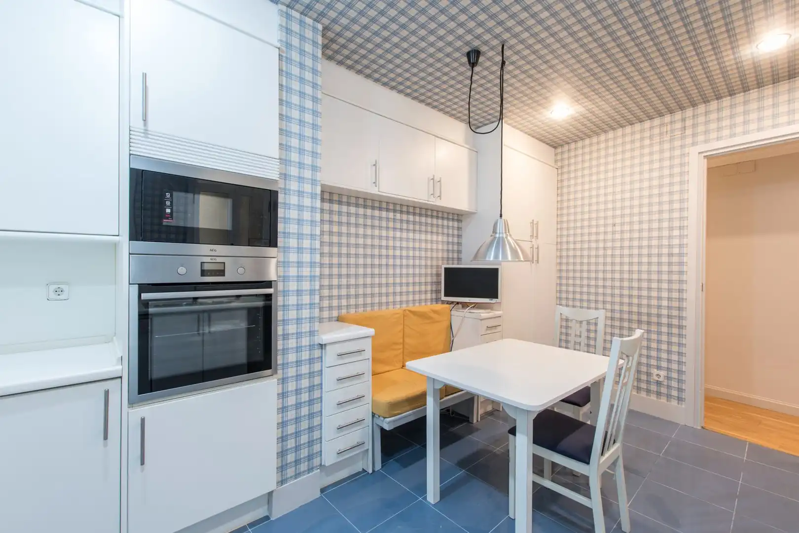 Flat with terrace to rent in Calle de Ferraz 31, imagen 14