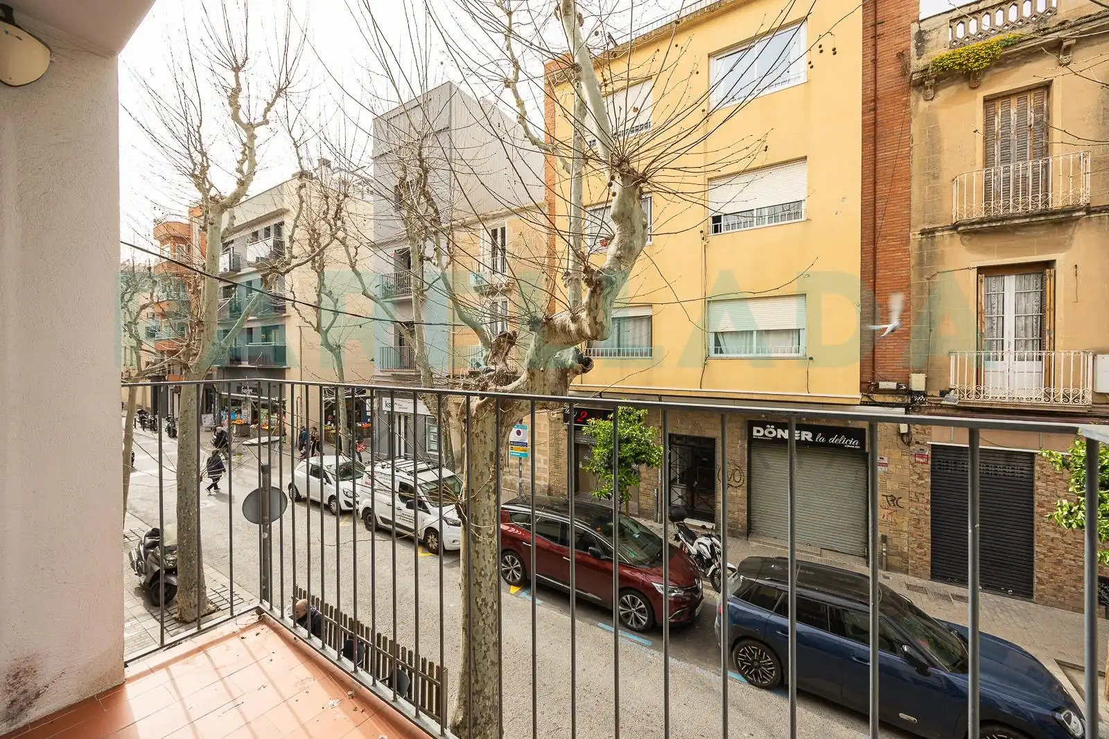 Vista exterior de Casa o xalet en venda en Badalona amb Aire condicionat, Calefacció i Balcó